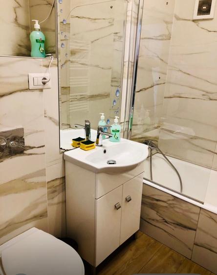 Vând apartament 4 camere Unirii Clinici