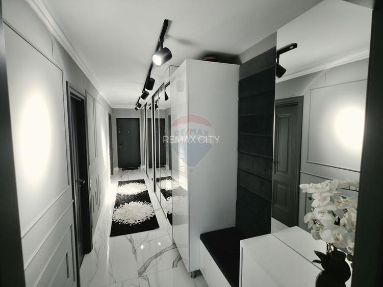 Apartament cu 5 camere de vânzare în zona Precista - 24