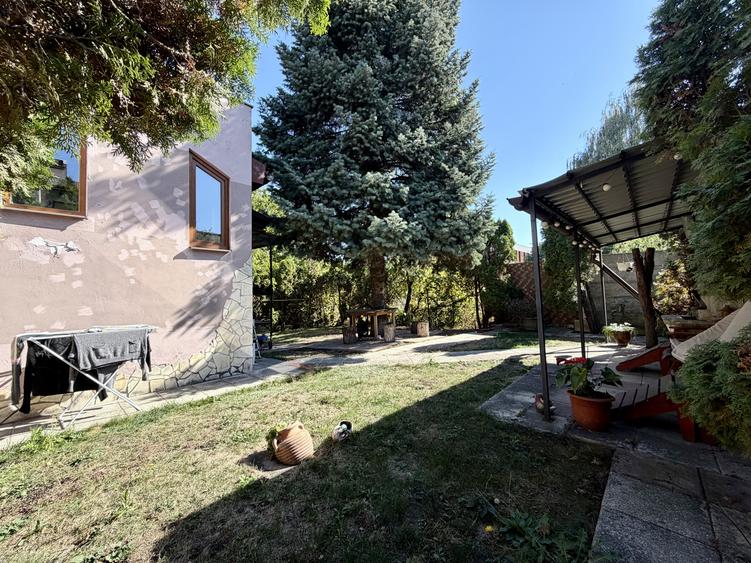 Casa în Andrei Muresanu, 280 mp utili, 430 mp, front 15 ml