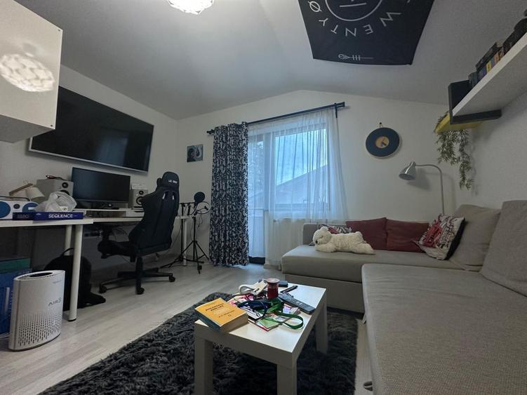 Casă individuală P+1E, construită în 2013–zonă liniștită, exclusiv de case