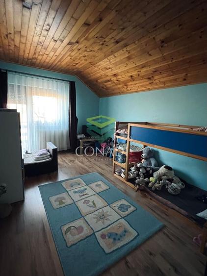 Vila cu teren si garaj in Ciolpani