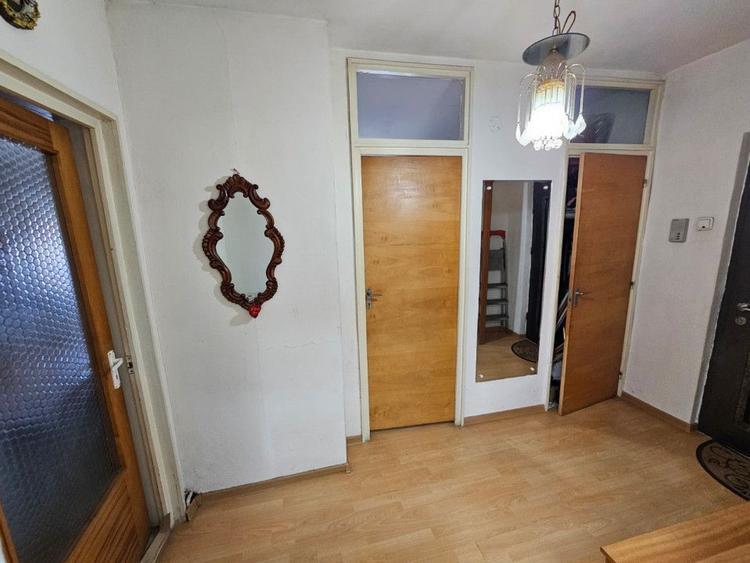 Apartament 3 camere 72 mp utili, lift, zona Terezian 0% Comision