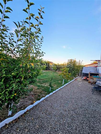 Casa 4 camere, constructie 2015, teren 1000 mp, Varsatura - 14
