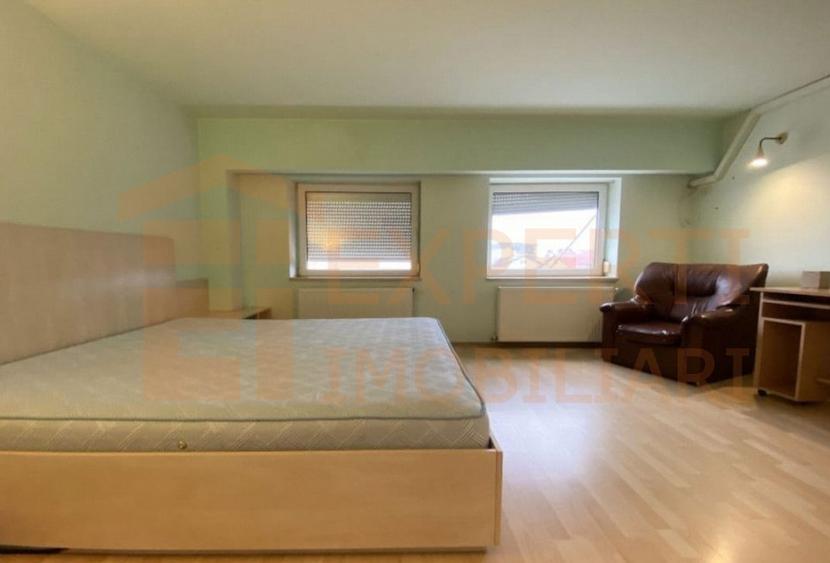 Apartament situat in zona DACIA
