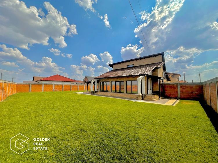 Oportunitate! Vila de lux, Livada, P+E, 5 camere, teren 957mp