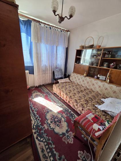 Apartament 3 camere de vanzare Gorjului Conf2 ( 13 minute de metrou )