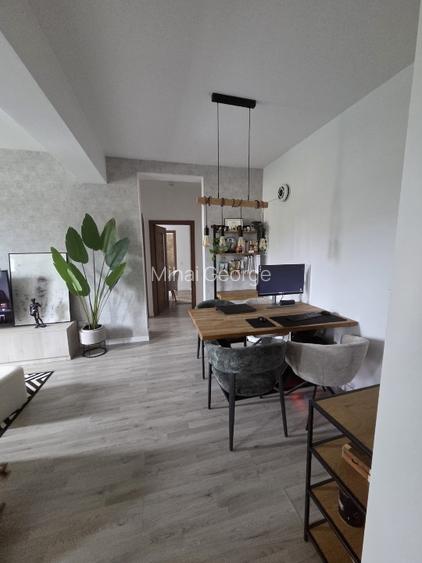 Apartament 3 camere mobilat - 7