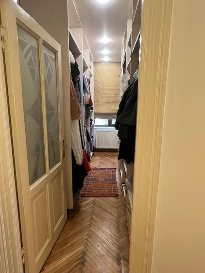 Apartament interbelic 128 mp | 50 m de Cișmigiu | renovat integral | parcare