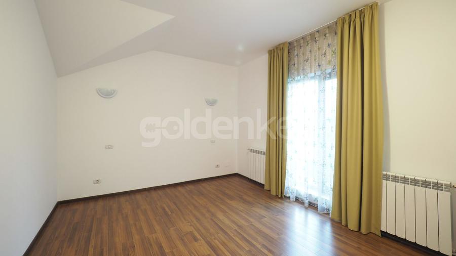 Vilă ideala pentru familii cu 6 camere si piscina