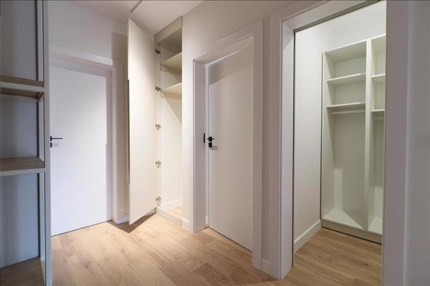 Alpha Bank, Pacurari, 80 mp, 2 camere in bloc nou cu dressing si finisaje calita