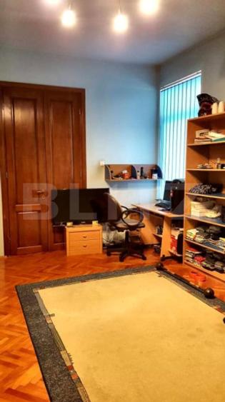 Apartament cu 2 camere, 56 mp, boxa si pod, zona Baritiu, Centru