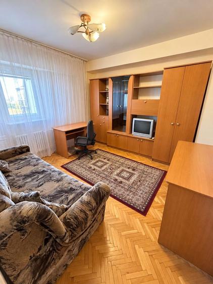 Apartament 4 camere - Zona Prima Shops