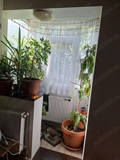 Apartament 3 camere Piata Progresul, centrala proprie