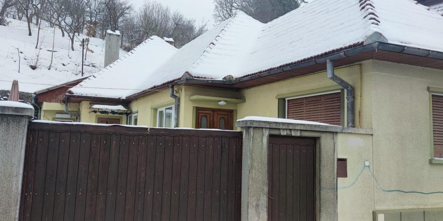 Casa Săcele, poziționată într-o zona linistita și buna