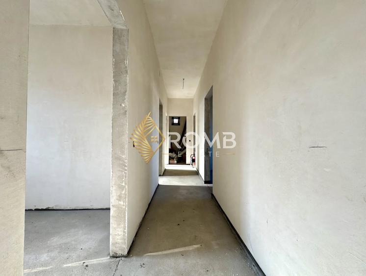 Casă individuală pe un singur nivel, clasa A, 300 mp curte, intrare Chinteni