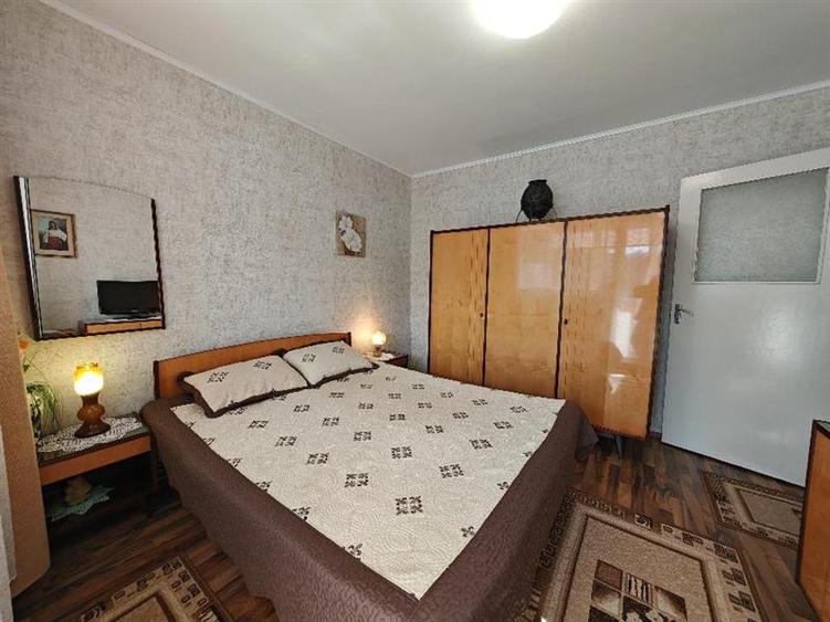 Inchiriem Apartament 2 Camere, Mobilat, Semidecomandat, Astra