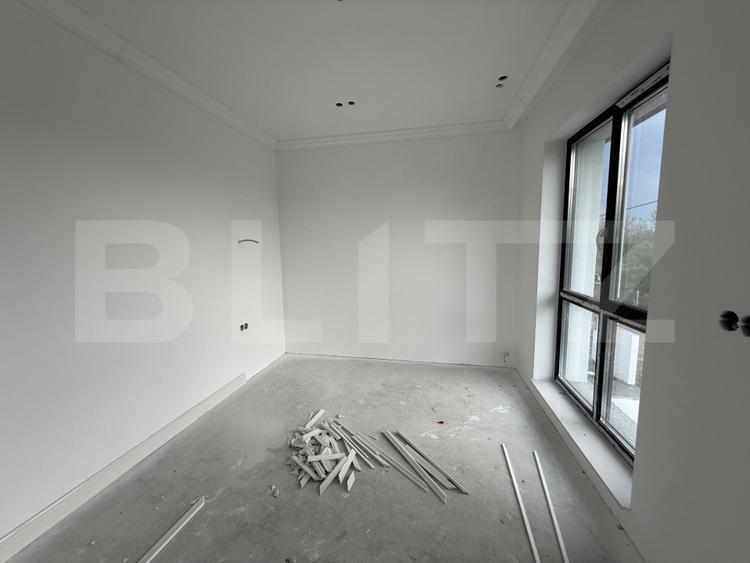 Casa de vanzare, 110 mp utili, zona Botiz
