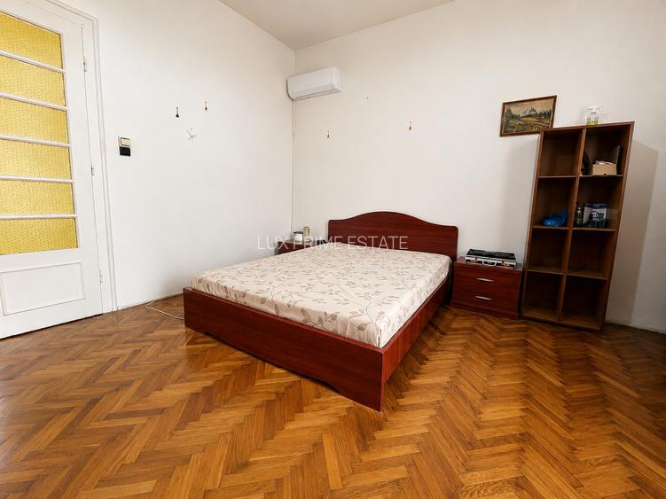 Apartament cu 1 cameră de închiriat – Zona Traian, lângă Facultatea FEA – 300 € - 2