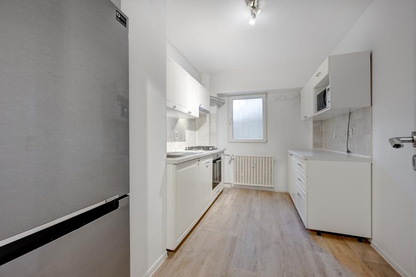 Apartament 4 camere, renovat, nemobilat | Lacul Tei