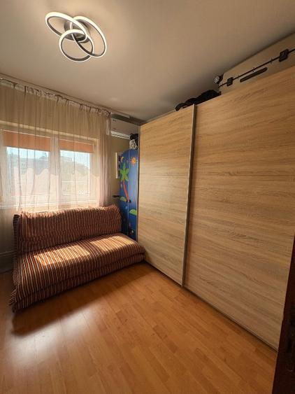 Persoana fizica, vand apartament deosebit  in calea Vitan 123.
