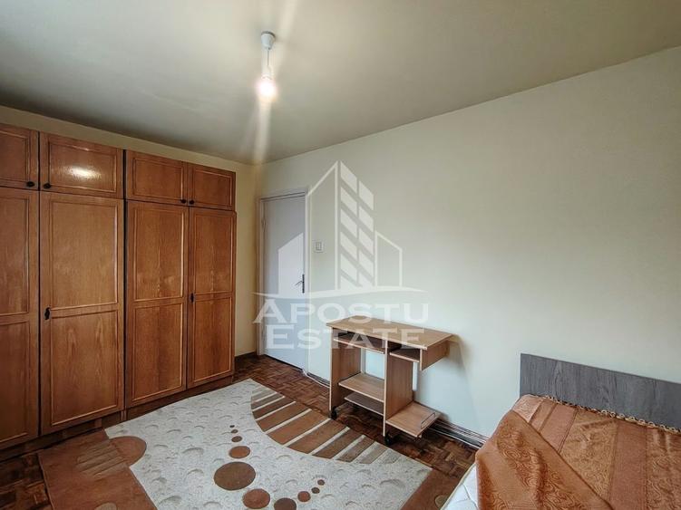 Apartament de inchiriat cu 3 camere, Complexul Studentesc - Timisoara