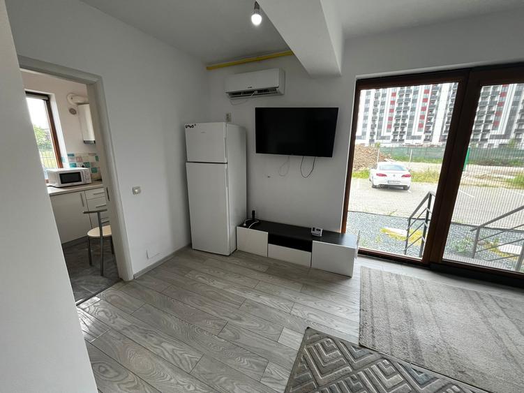 Apartament cu 2 camere | Decomandat | Parter | AC/Centrala |