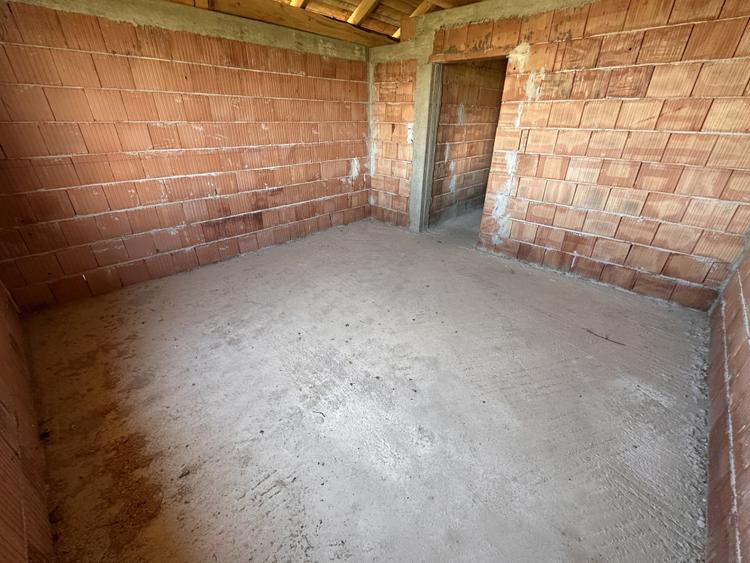 Casa noua la Rosu cu 4 camere teren aferent 386 mp cu toate utilitatile
