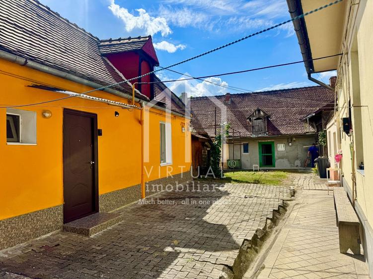 Garsoniera la casa cu curte privata, 28mp utili + curt privata 90mp