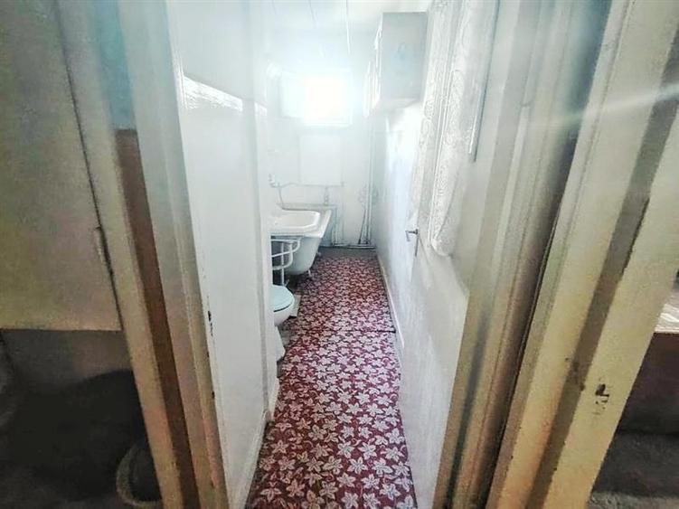 Apartament 2 camere nedecomandat, zona Milcov