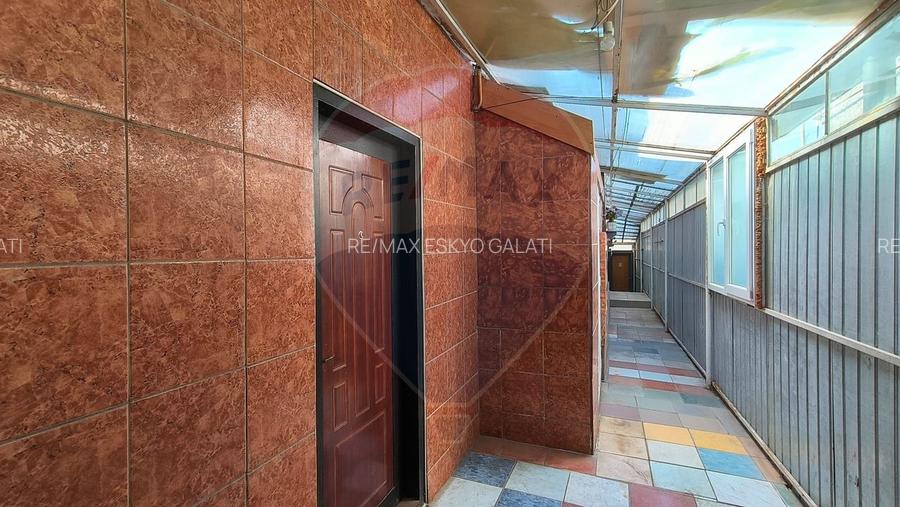 Casă cu 3 camere de vânzare în zona Piața Centrală - 10