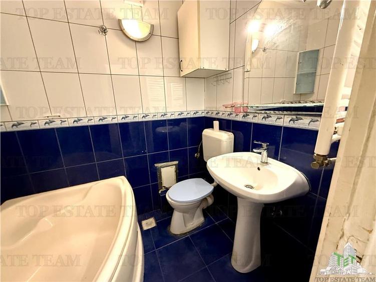 Apartament 3 camere decomandat in Drumul Taberei, la 5 minute de metrou Valea Ia