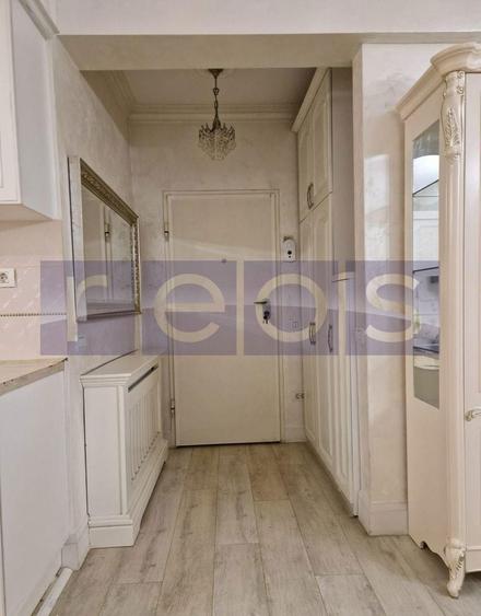 VANZARE 3 CAMERE DECOMANDAT - TIMPURI NOI