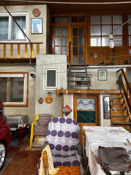 Casa, 4 camere, 144 mp, zona Buna Vestire