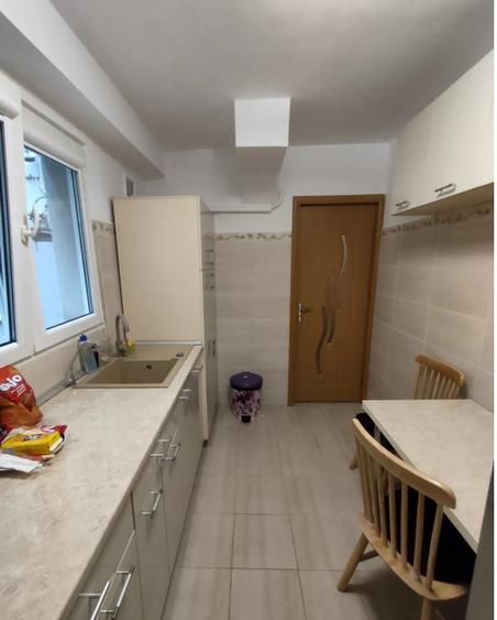 Apartament 2 camere decomandat bloc reabilitat de 4 etaje Parc Drumul Taberei
