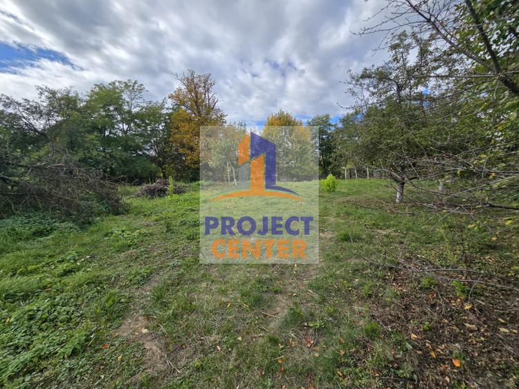 Casă Centrală Curtea de Argeș, Teren 2.211 mp