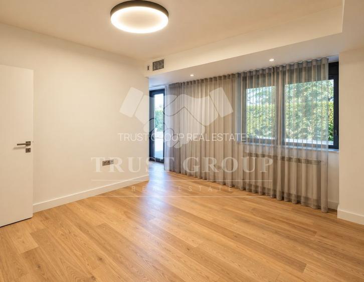 Apartament 4 camere Soseaua Nordului | Curte proprie 340mp | Loc de parcare 24mp