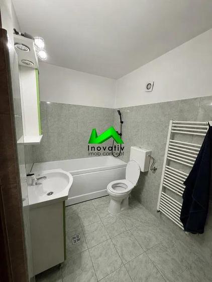 Apartament decomandat  de vanzare 3 camere Sibiu Turnisor
