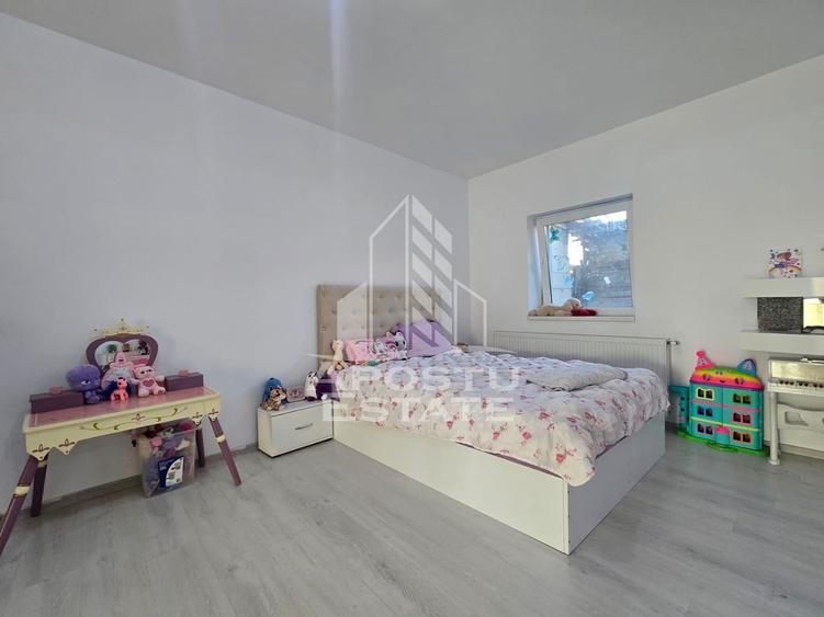 Casa individuala de vanzare, vatra satului Sag, teren de 1.800 mp, mobilata