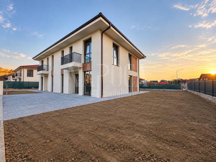 Casa 4 camere de vanzare in Chinteni