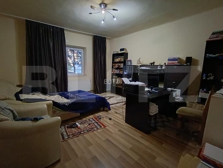 Casa cu 3 camere,baie, bucatarie,anexe.pivniță teren 800 mp - 13