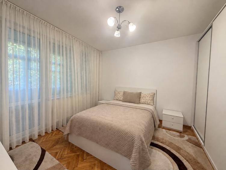 3 Camere Decomandat Reabilitat Termic Boxa 8 mp