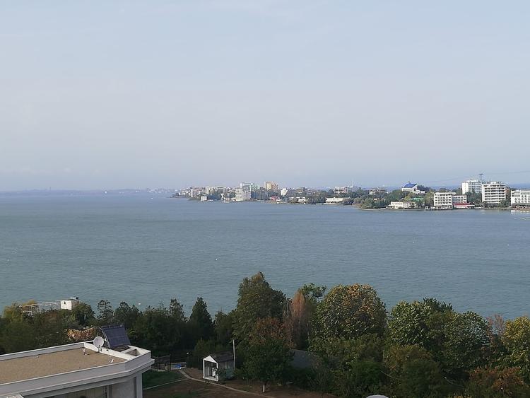 Constanta - Campus - Aleea Universitatii - 3 camere cu vedere frontala lac