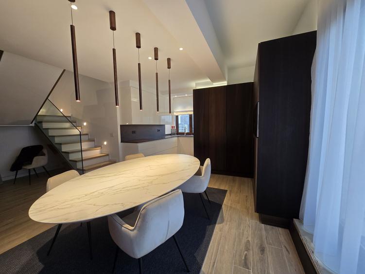 Pentouse 4 camere, Centru Palas Mall