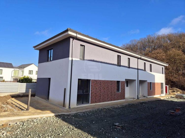 Duplex nou, semifinisat, în ansamblu rezidențial cu parc privat