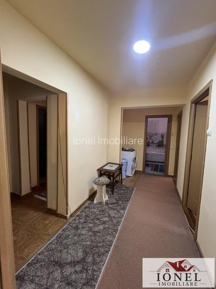 Apartament trei camere de vanzare in Alba Iulia, Cetate - 2