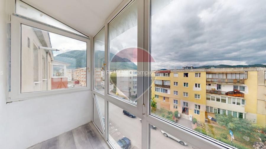 3 Camere| Vedere Piatra Craiului | Zărnești – Grui | 48 mp  | 52.500 € - 2