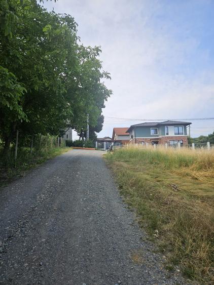 Teren construibil imediat, 718 mp, PUZ finalizat, zona camping Faget!