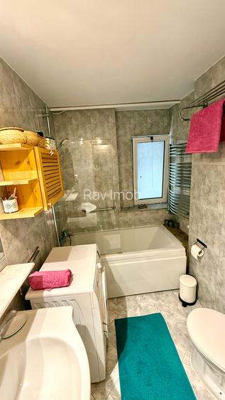 Toamnei, 3 camere mobilat-utilat, renovat, gata de mutat - 16