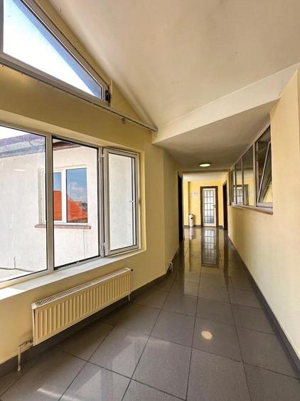 Cladire Magazin + Birouri - Sacele Central - Brasov