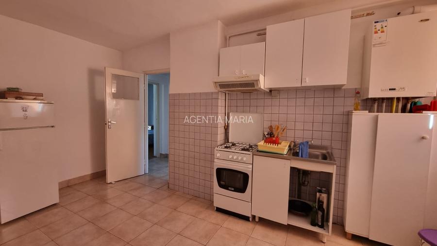 Apartament 3 camere centru 79000 Euro